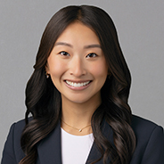 Lilly Vue, DDS Headshot