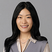 Tori T. Tran, DDS Headshot